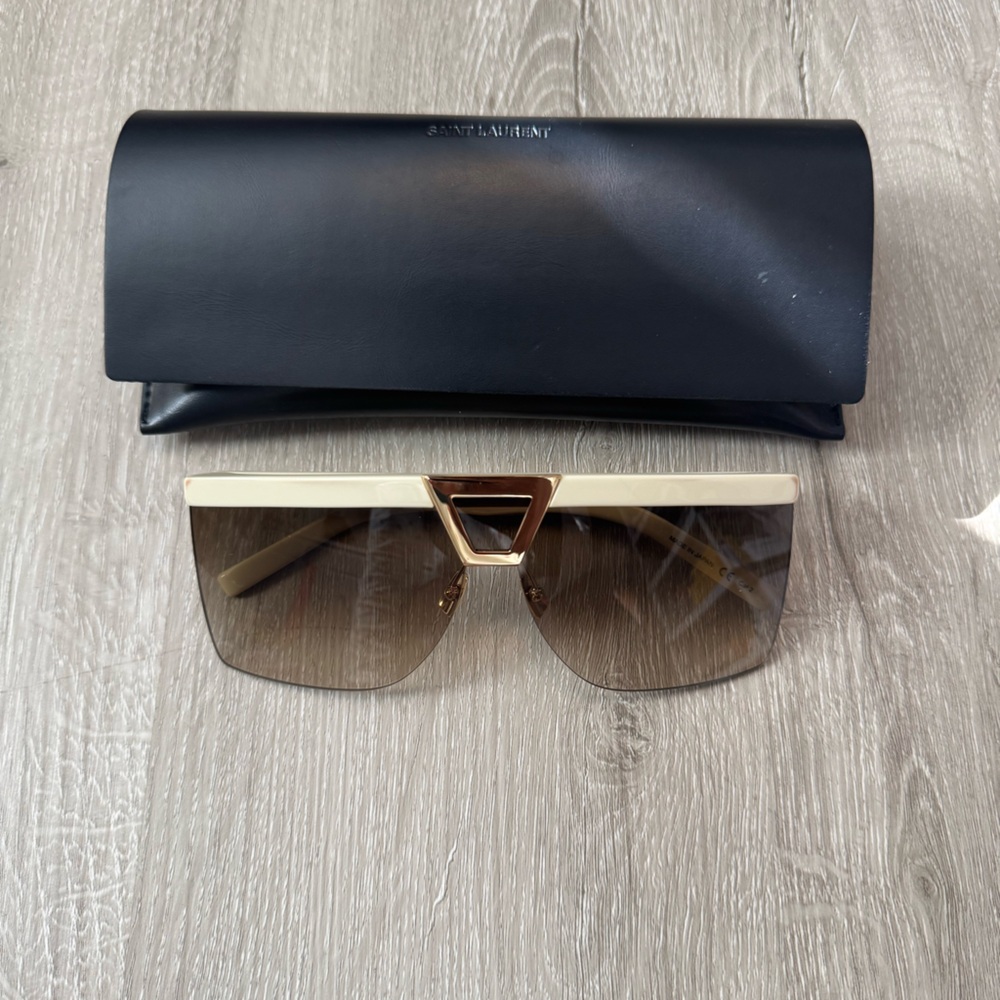 Saint Laurent SL 537